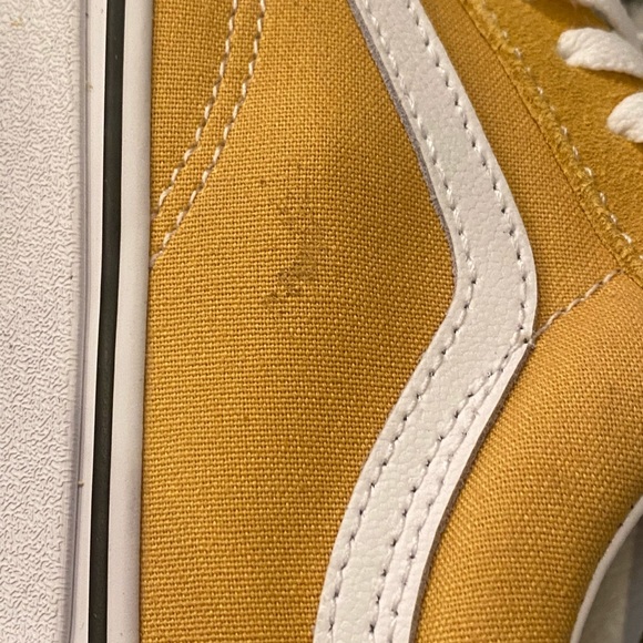 New Old Skool Vans Shoes - Picture 7 of 11